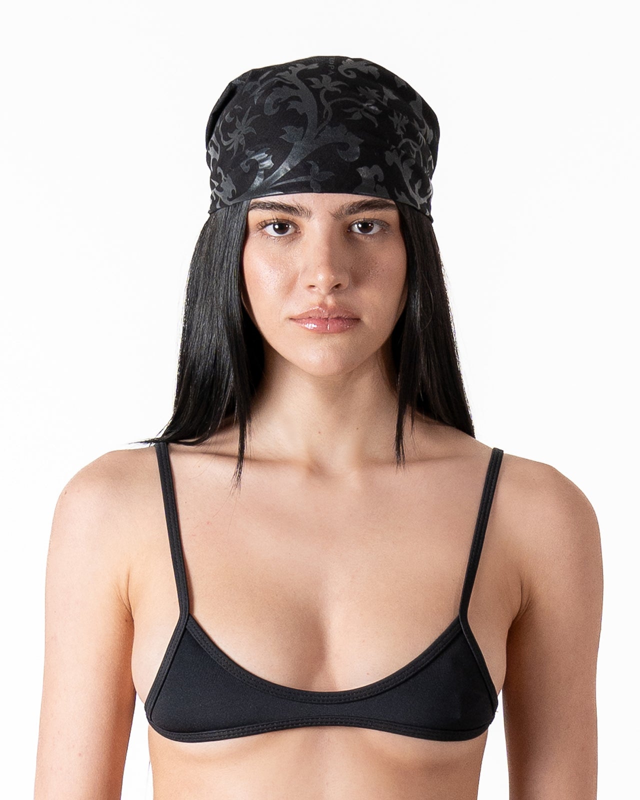 GLOSSY PRINTED BANDANA IN BLACK