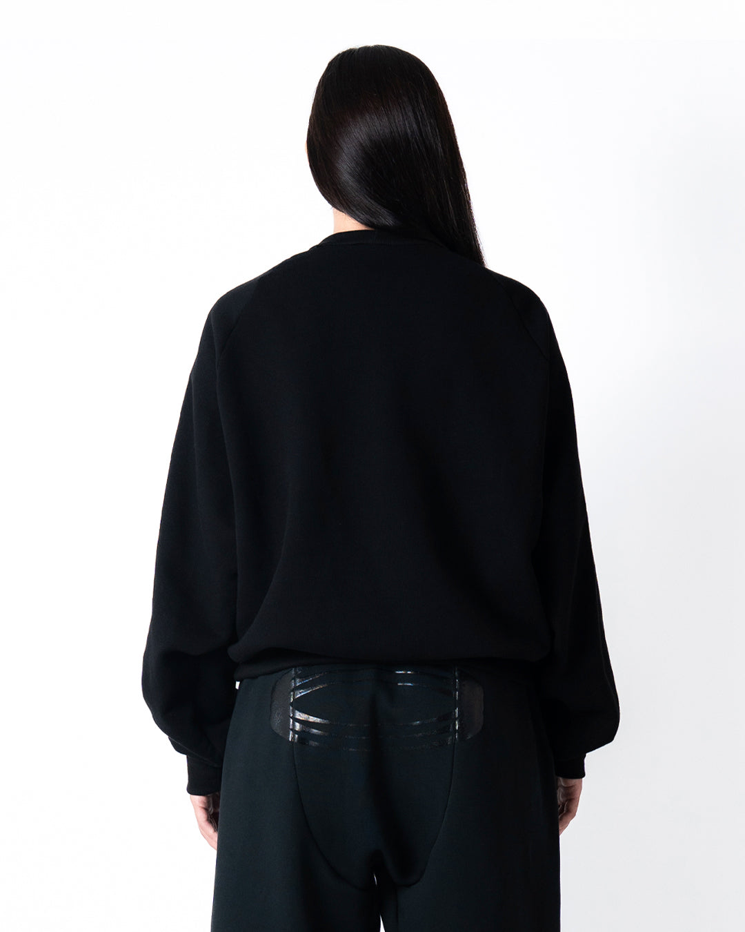 GLOSSY SWEATSHIRT IN BLACK