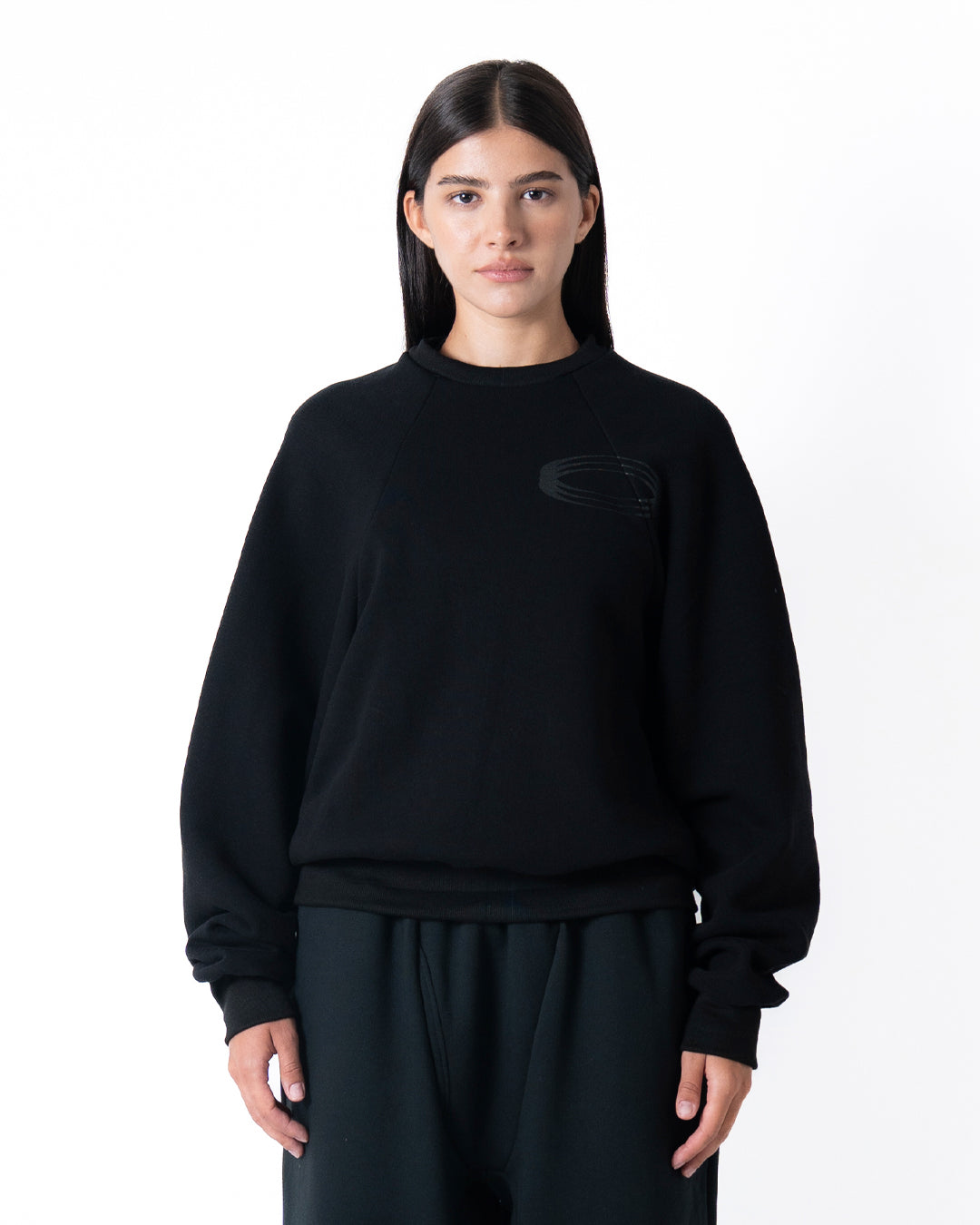 GLOSSY SWEATSHIRT IN BLACK