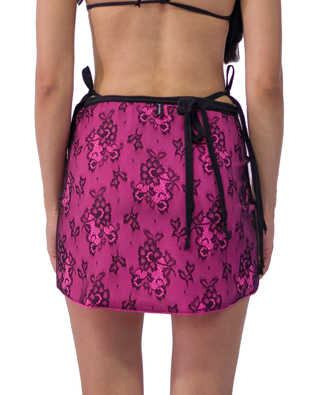 LACE PAREO IN MAGENTA BLACK