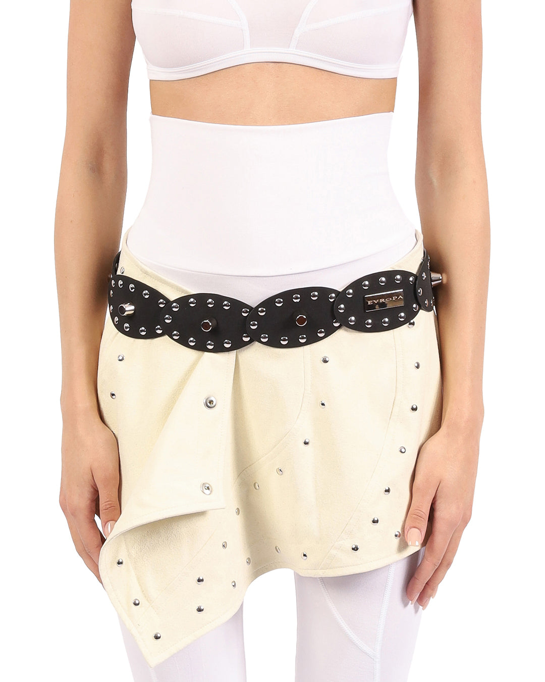 STUDDED OVAL BELT IN BLACK
